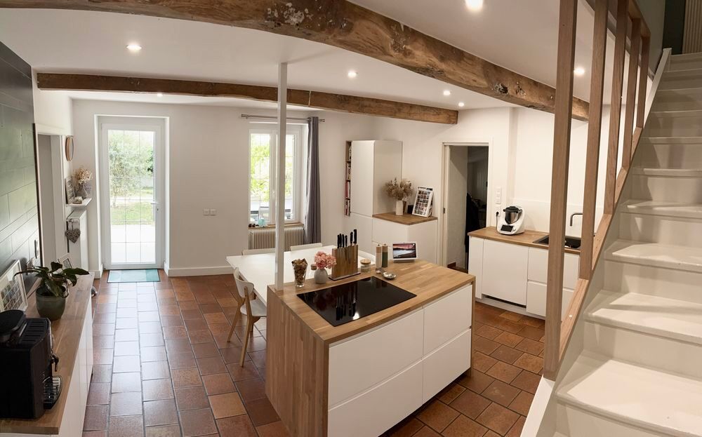 Vente Maison Maison rénovée 6 pièces - 178 m² Aveizieux