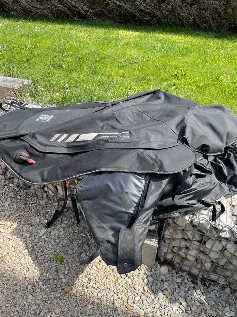 Pi&egrave;ces et &eacute;quipements Moto - Scooter - Quad Pi&egrave;ces et &eacute;quipements Moto - Scooter - Quad  occasion P&eacute;ron 01630