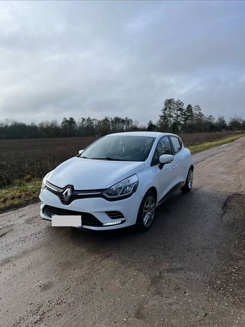 Renault clio iv TCe 90 Energy eco2 Zen