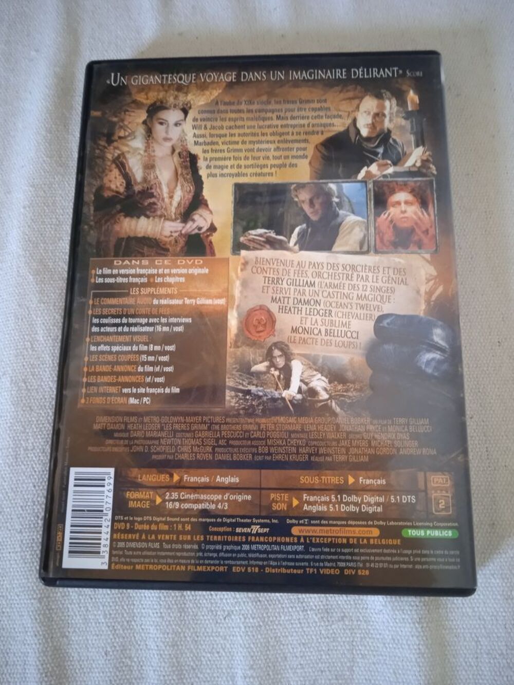 DVD Les Fr&egrave;res Grimm
2005
Excellent &eacute;tat
En Fran&ccedil;ais
Mult DVD et blu-ray