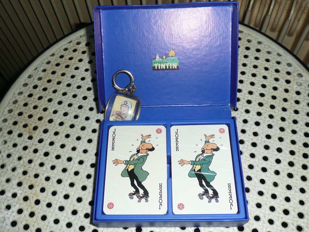 Coffret carton de deux jeux de carte "En voiture TINTIN" 