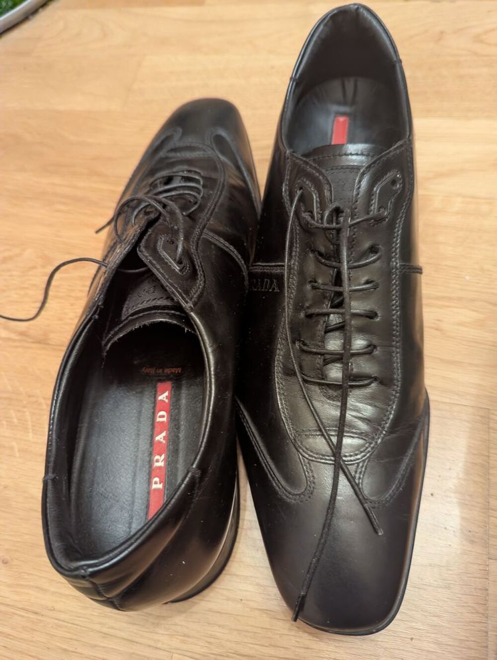 Chaussures &agrave; lacets homme PRADA Chaussures