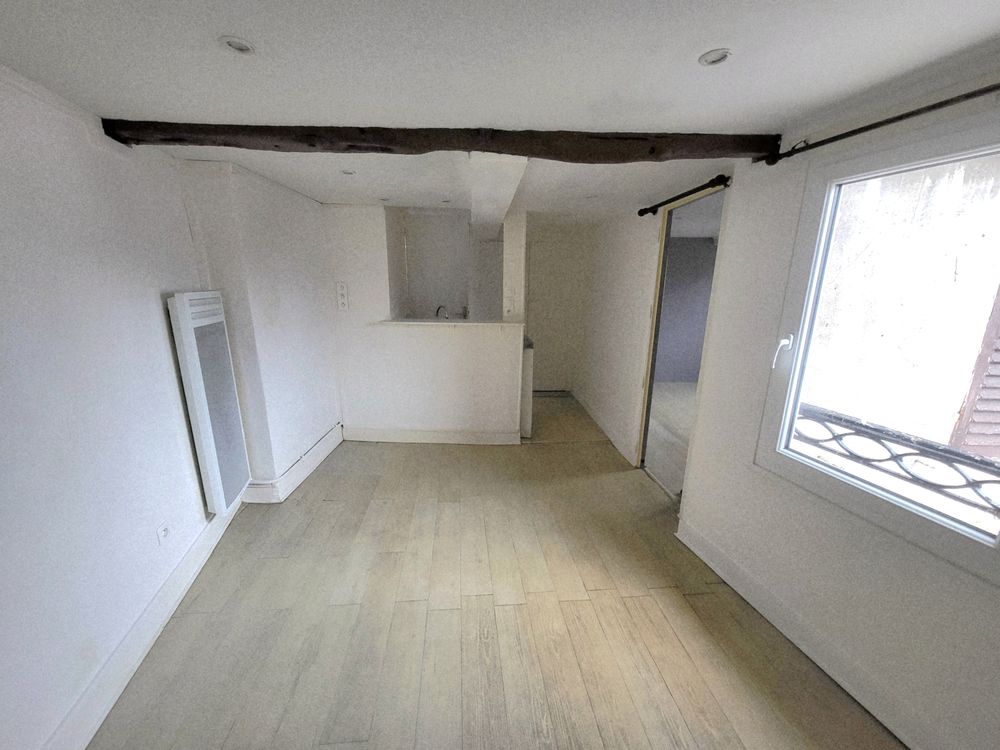 Vente Appartement Appartement T2 en plein centre-ville historique Pontoise