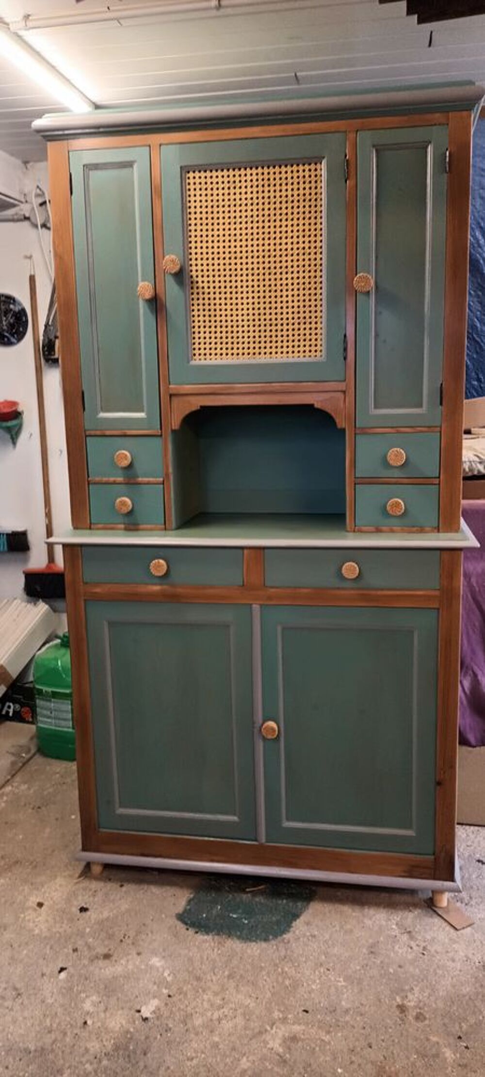 Buffet de cuisine relooke . Cuisine