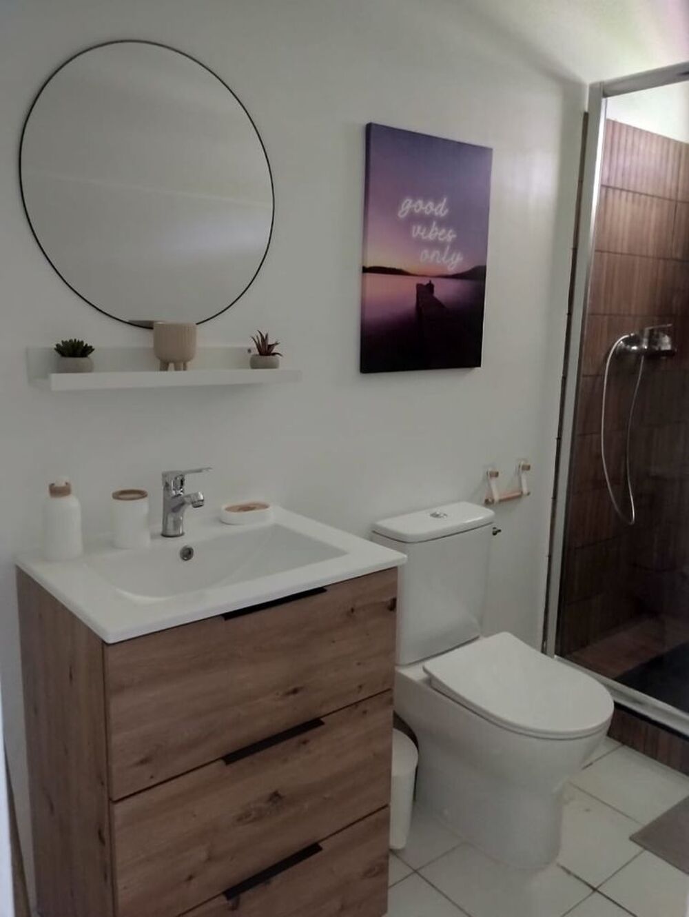 Location Appartement T2 meublé rénové au Vauclin avec place de parking Le vauclin