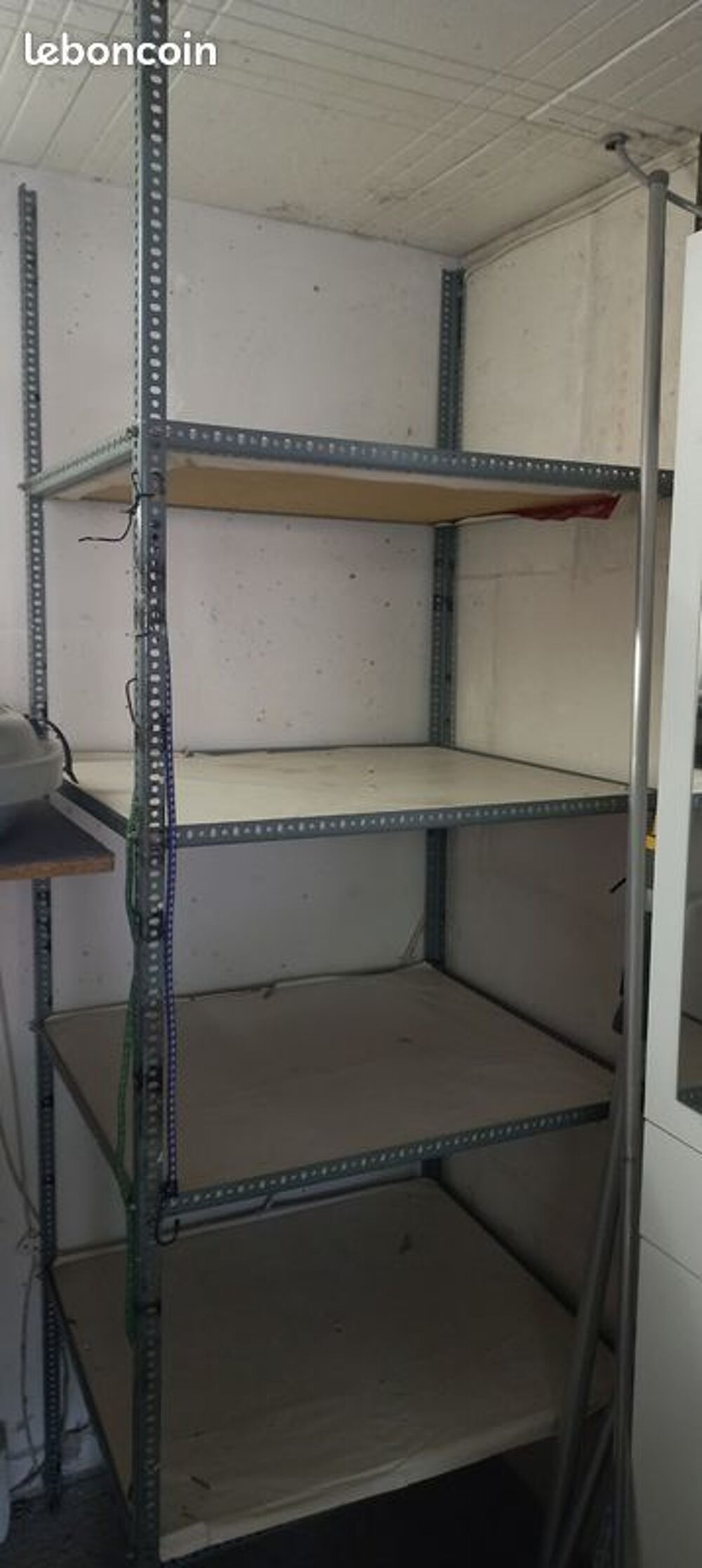 &Eacute;tag&egrave;re de garage Bricolage