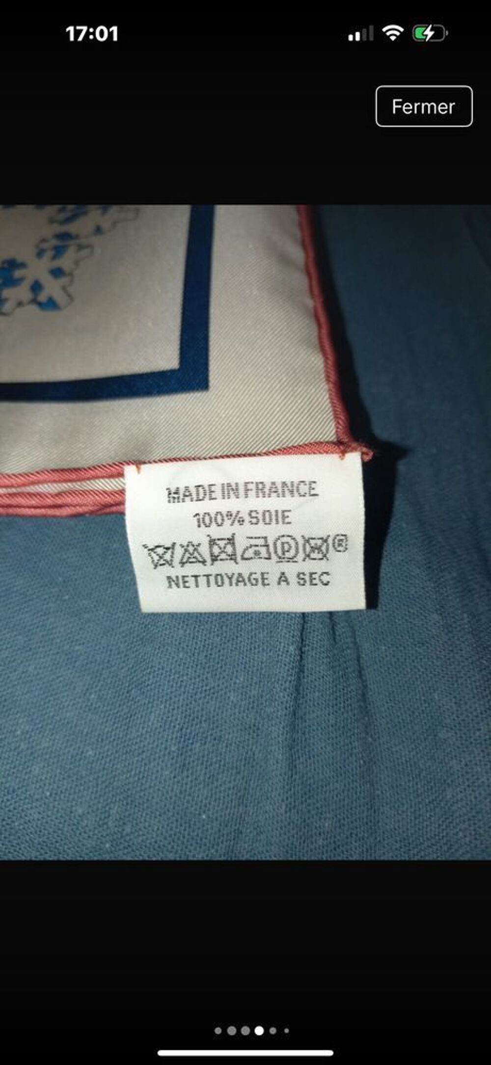 Superbe carr&eacute; Hermes V�tements