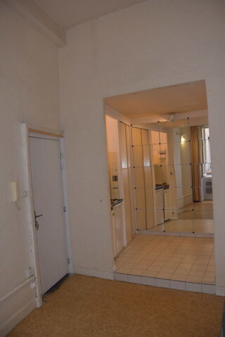  Appartement à louer 1 pièce 16 m²