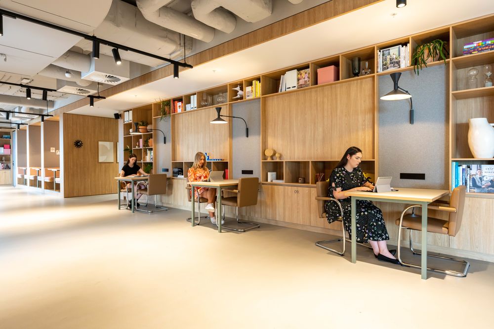   Abonnement coworking avec accès libre aux postes chez Paris, WOJO Champs Elysées Paris 8