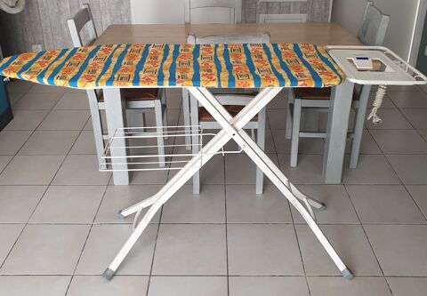 Table à repasser xxl Florensac (34)