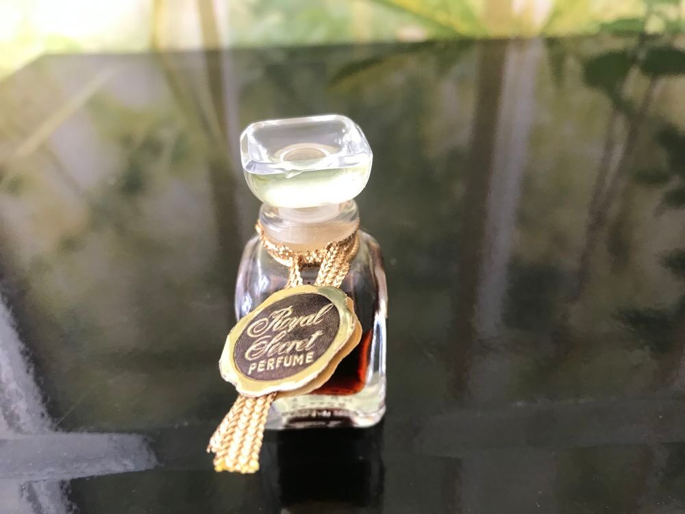 Royal Secret vintage 
