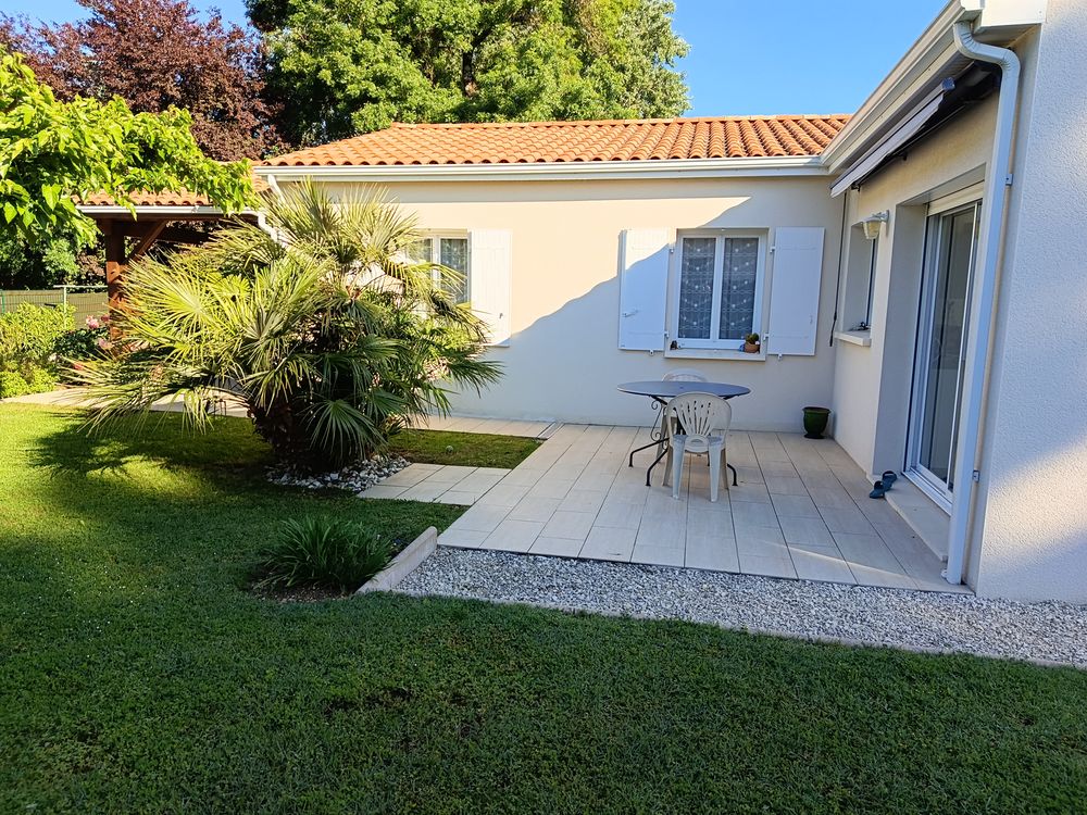 Vente Maison Maison  3 chambres 5 pièces Saint-sulpice-de-royan
