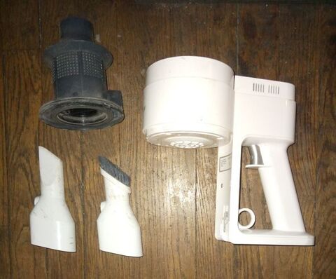 aspirateur balai Hisense Hi Move III : pièces détachées Beauchamp (95)