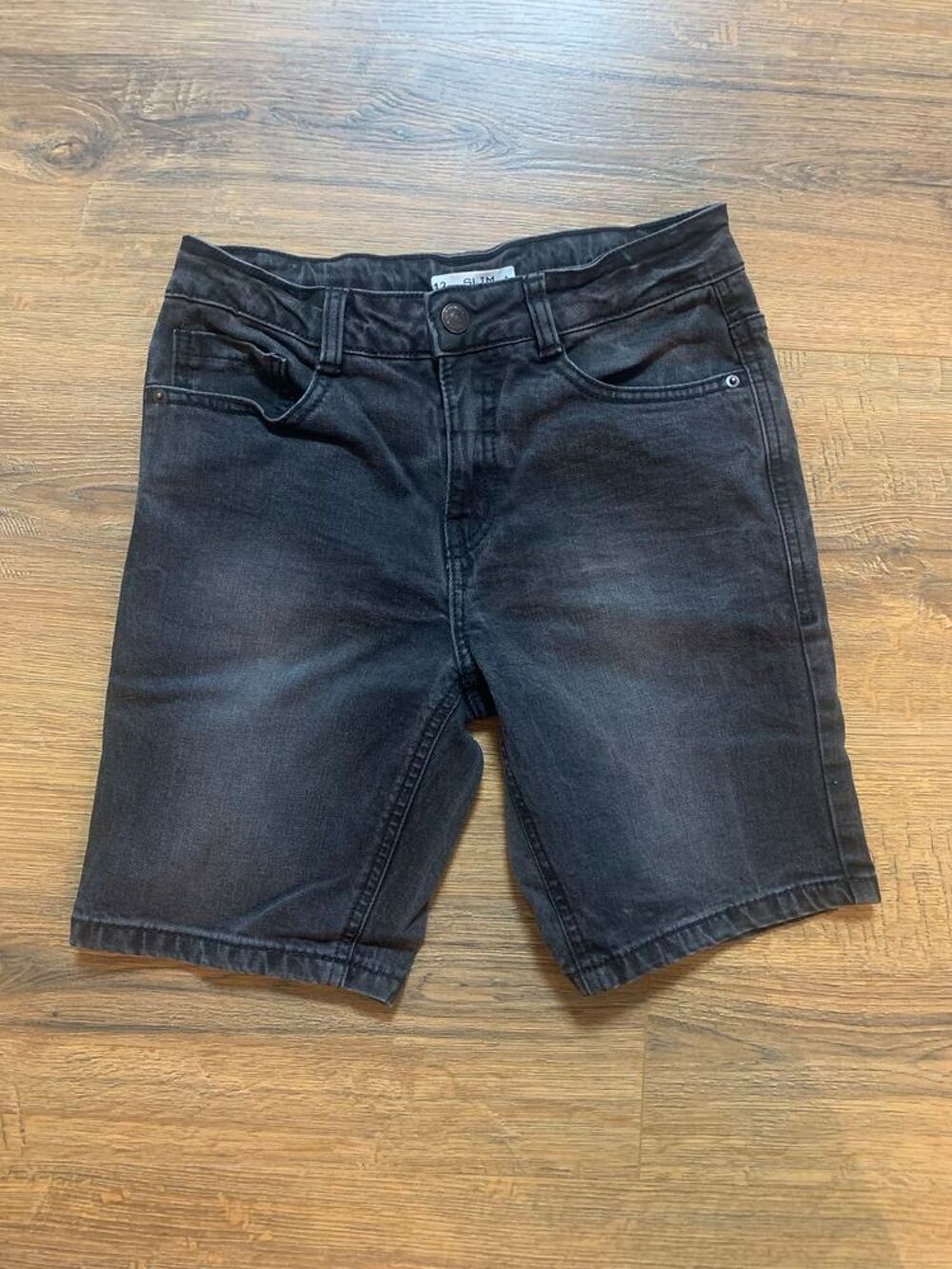 Short en Jean enfant fille \'\' Kiabi slim \'\' Vêtements enfants