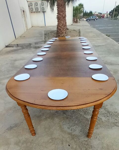 Table L.philippe 8 Pieds 750 Montredon-des-Corbières (11)