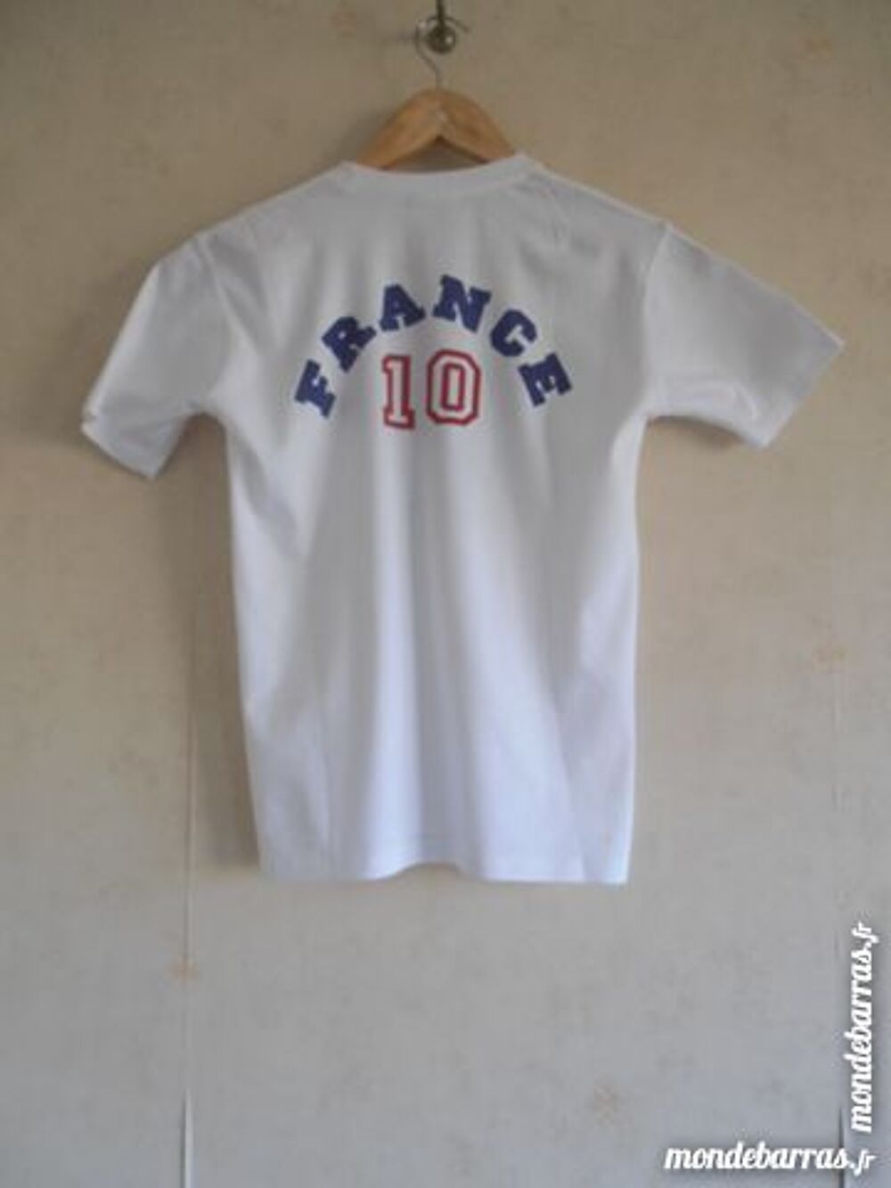 Tee-shirt Champion du Monde Football League (68) Vtements enfants