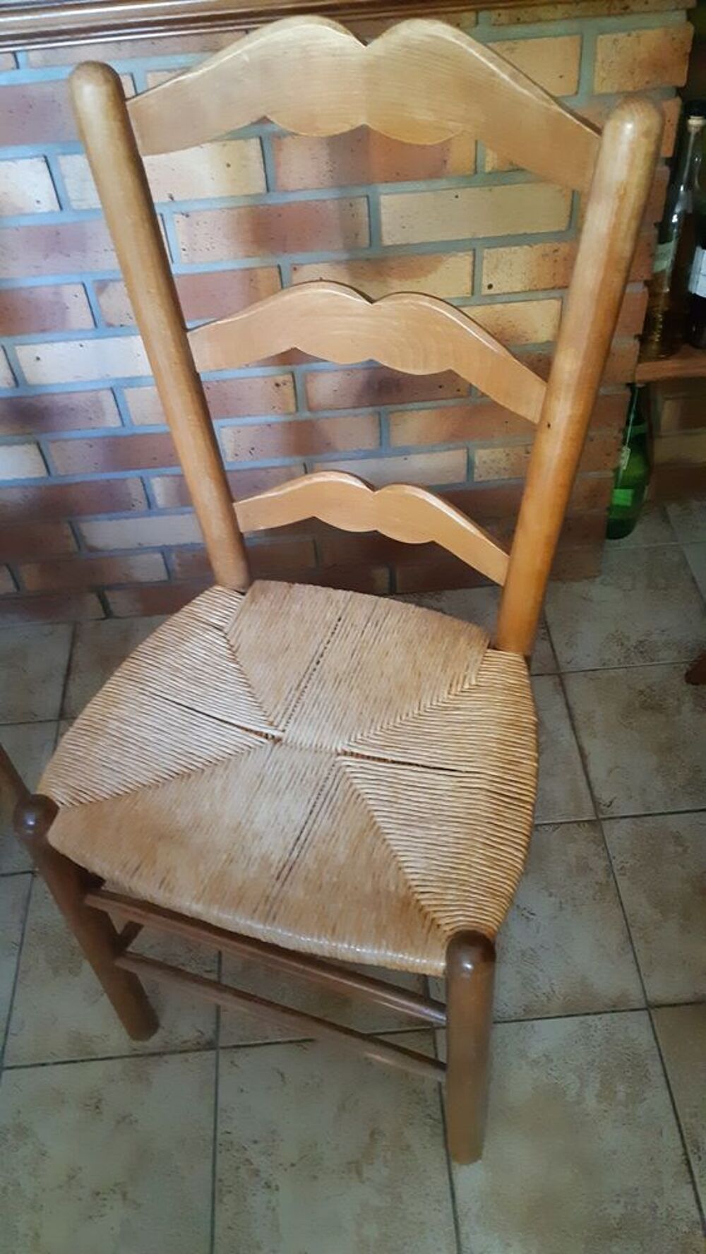 CHAISES Meubles