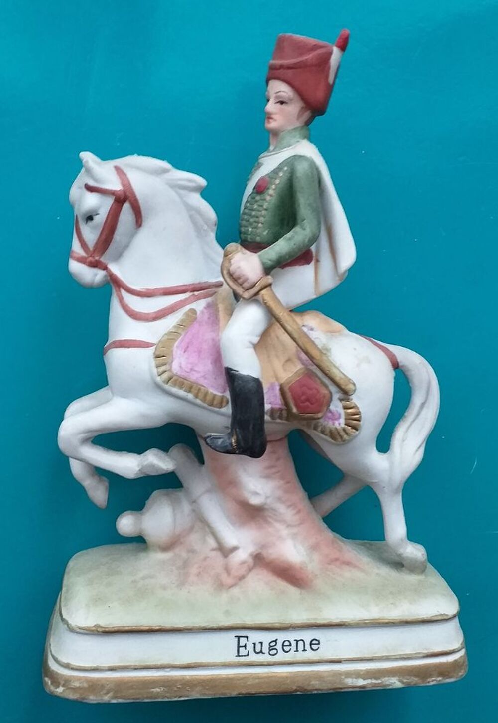 Statuette EUGENE sur son cheval, biscuit, porcelaine 