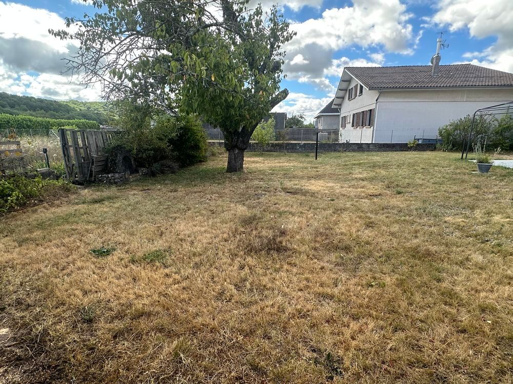 Vente Terrain Terrain constructible 575 m2 entièrement viabilisés Ambutrix