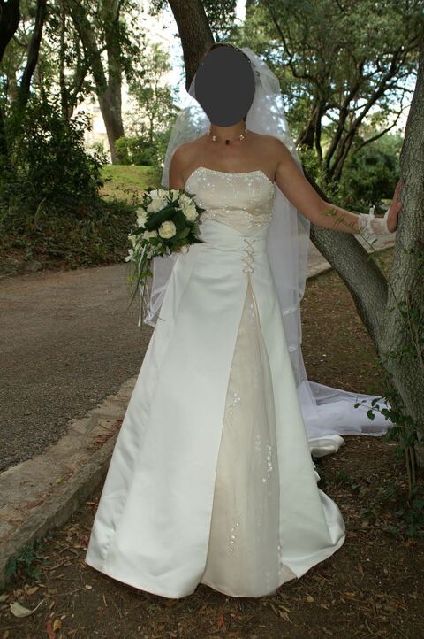 SUPERBE ROBE DE MARIE blanc & beige de chez SARAH WEDDING 220 Milhaud (30)