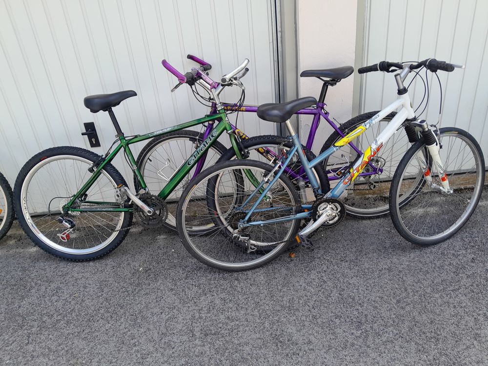 Velo compl&egrave;tement r&eacute;viser V�los