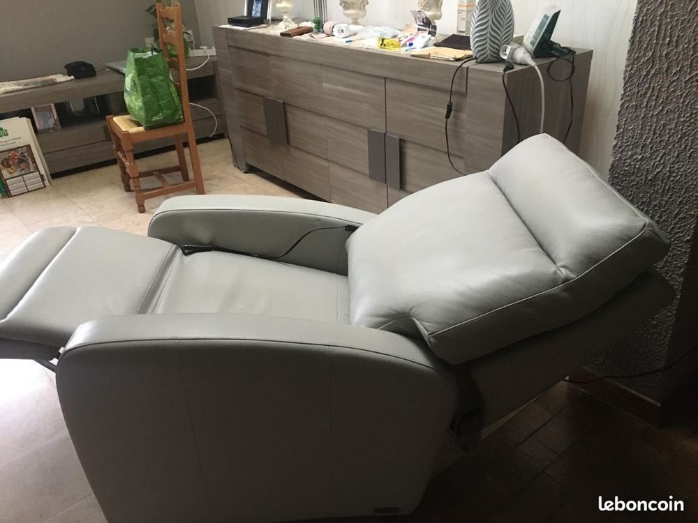 Fauteuil &eacute;lectrique relax multi-positions Meubles