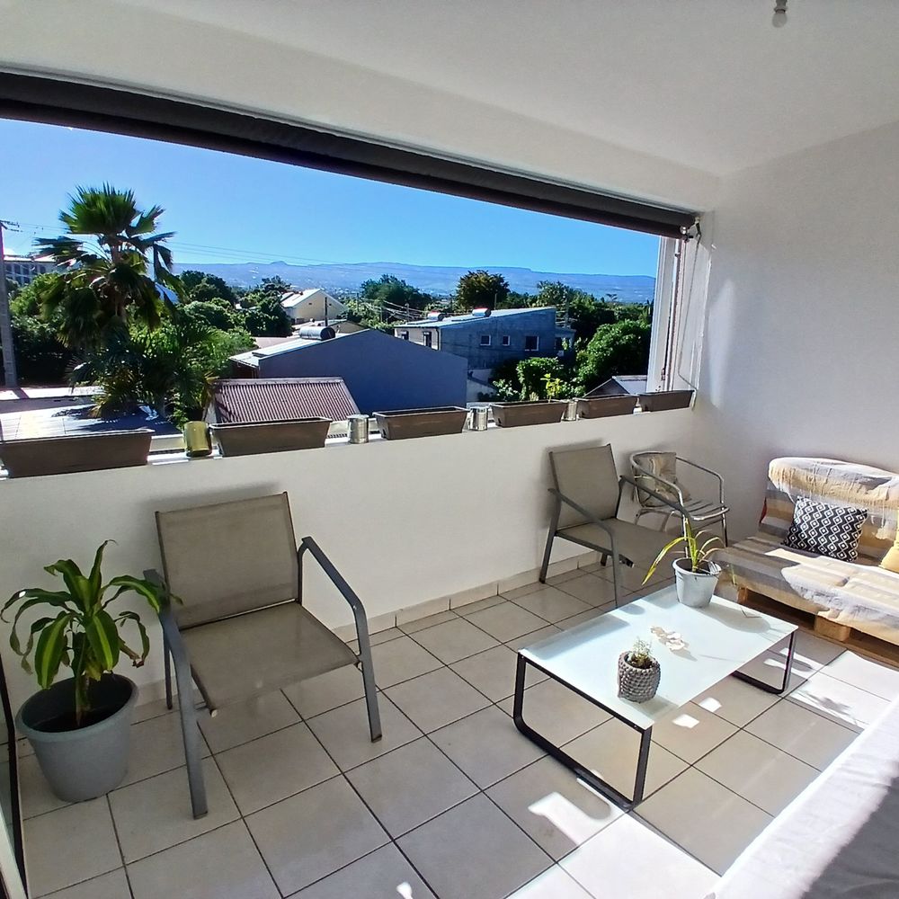 Vente Appartement ORPI - SAINT PIERRE APPARTEMENT/DUPLEX T4  VENDU MEUBLE Saint-pierre