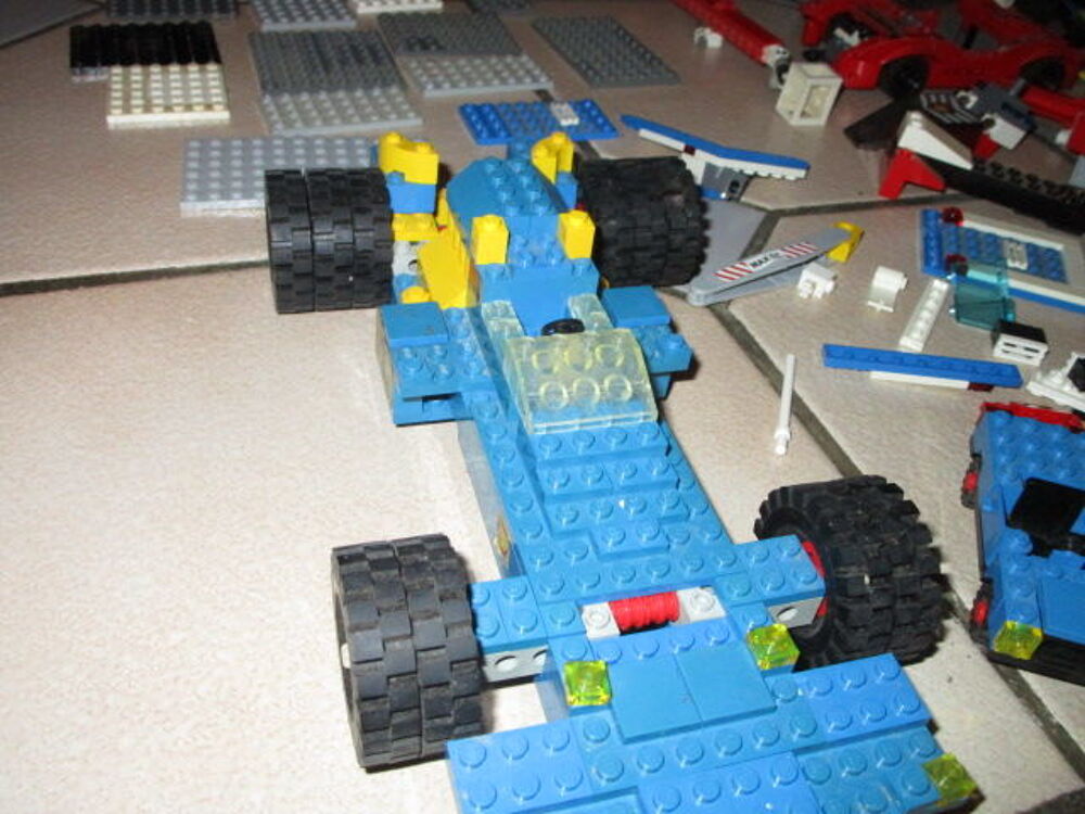VIEUX LOT LEGO FORMULE 1 + DIVERS Jeux / jouets