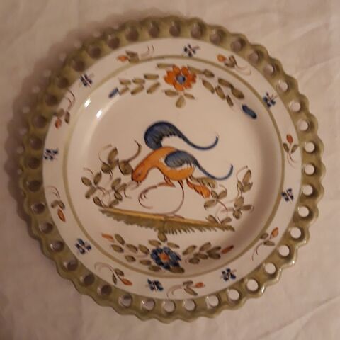 Assiette de collection Moustiers. 30 Vierzon (18)