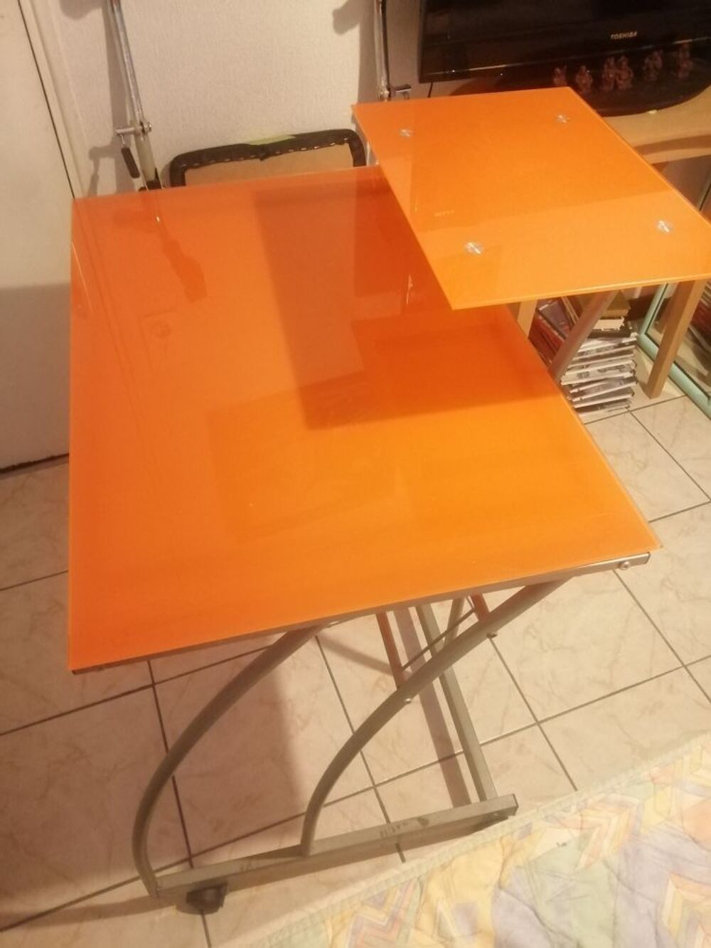 Bureau verre orange 80 x 54 cm Meubles