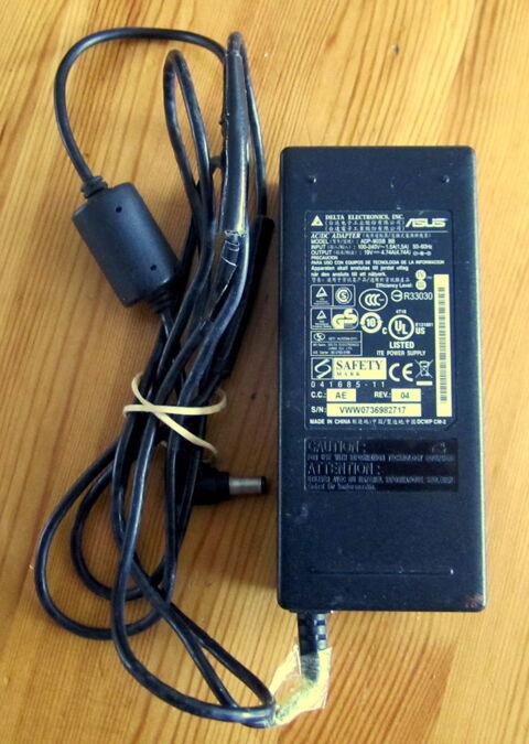 ALIMENTATION CHARGEUR PC PORTABLE ASUS 10 Montpon-M�nest�rol (24)