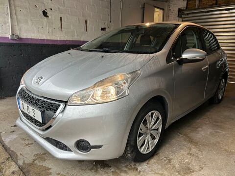 Peugeot 208 1.2VTI 82 Activé