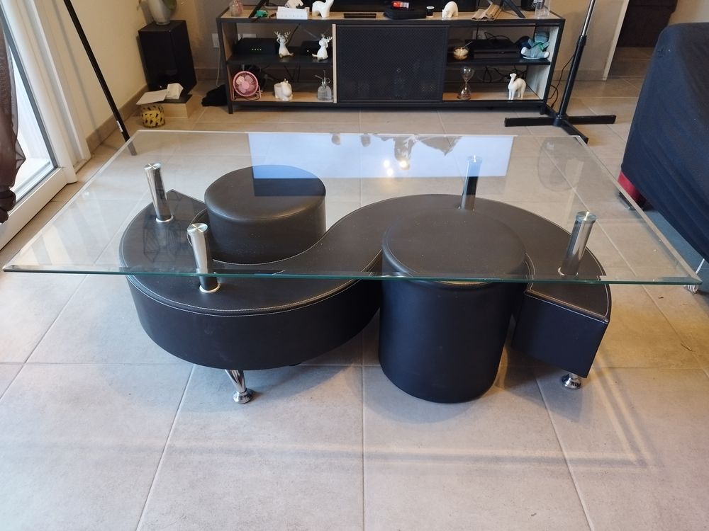 Table basse noir avec plateau en verre Meubles