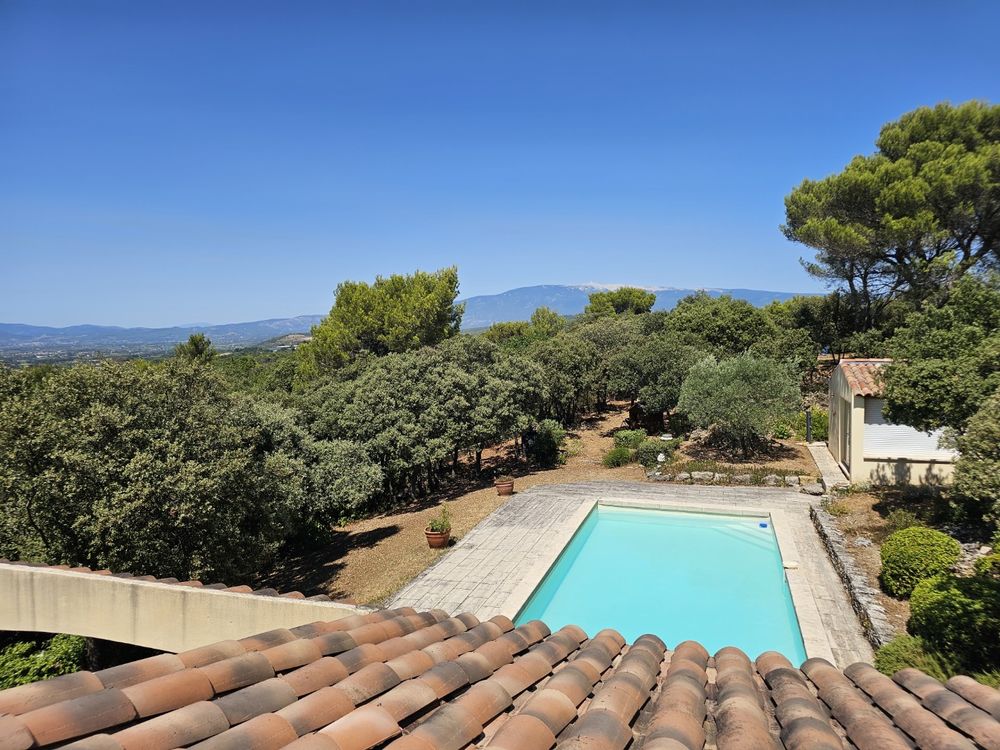 Vente Maison Maison 8 pièces avec piscine et vues Venasque