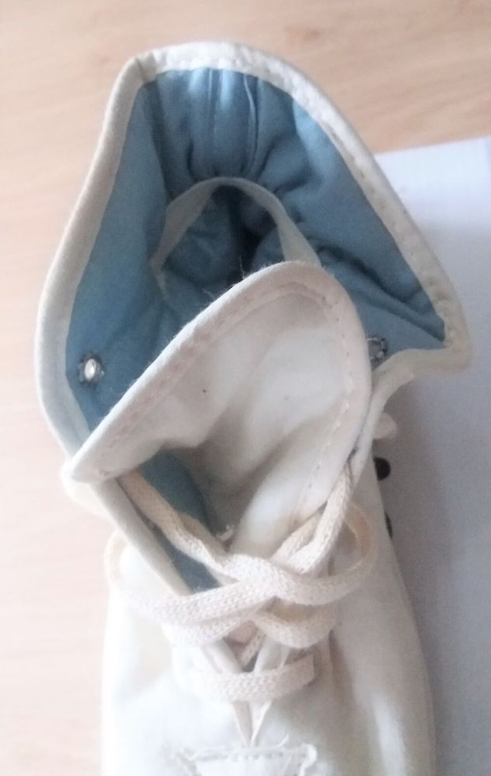Tennis baskets &eacute;t&eacute; montante tr&eacute;s souple &eacute;cru - P 36 Chaussures