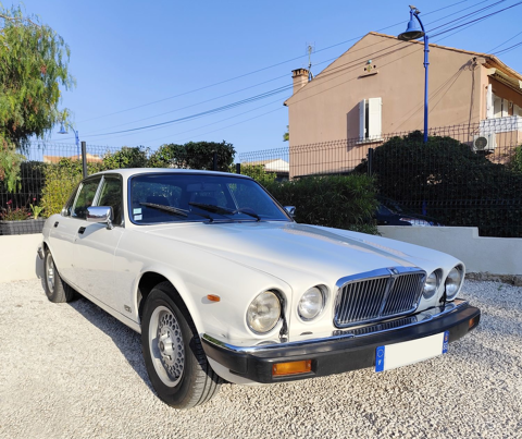 Jaguar XJ 6 4.2 A 1984 occasion Aups 83630