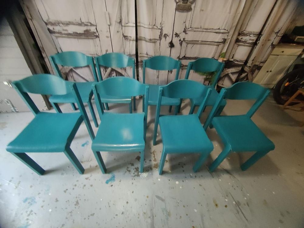 lot de 8 chaises en bois TBE Meubles