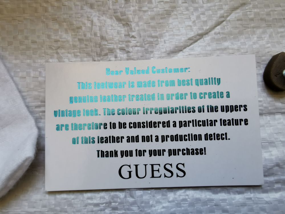 Chaussures GUESS Chaussures