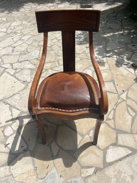 lot 2 chaises bois massif et cuir La Colle-sur-Loup (06)