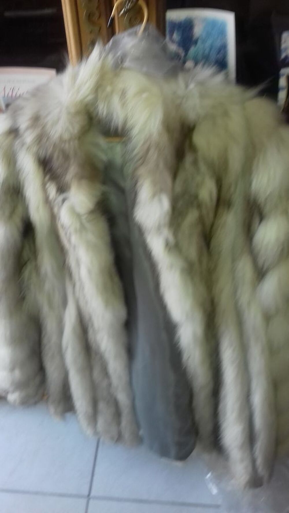 veste fourrure - Renard argent&eacute; Vêtements