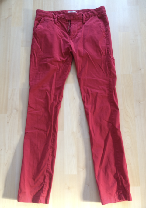Pantalon slim couleur rouge marque Kaporal T 31 5 Dracy-le-Fort (71)
