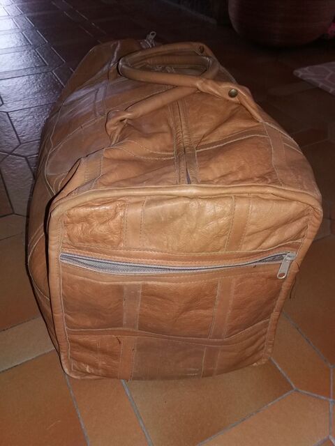 Grand sac de voyage en cuir Valentino 120 Préfailles (44)