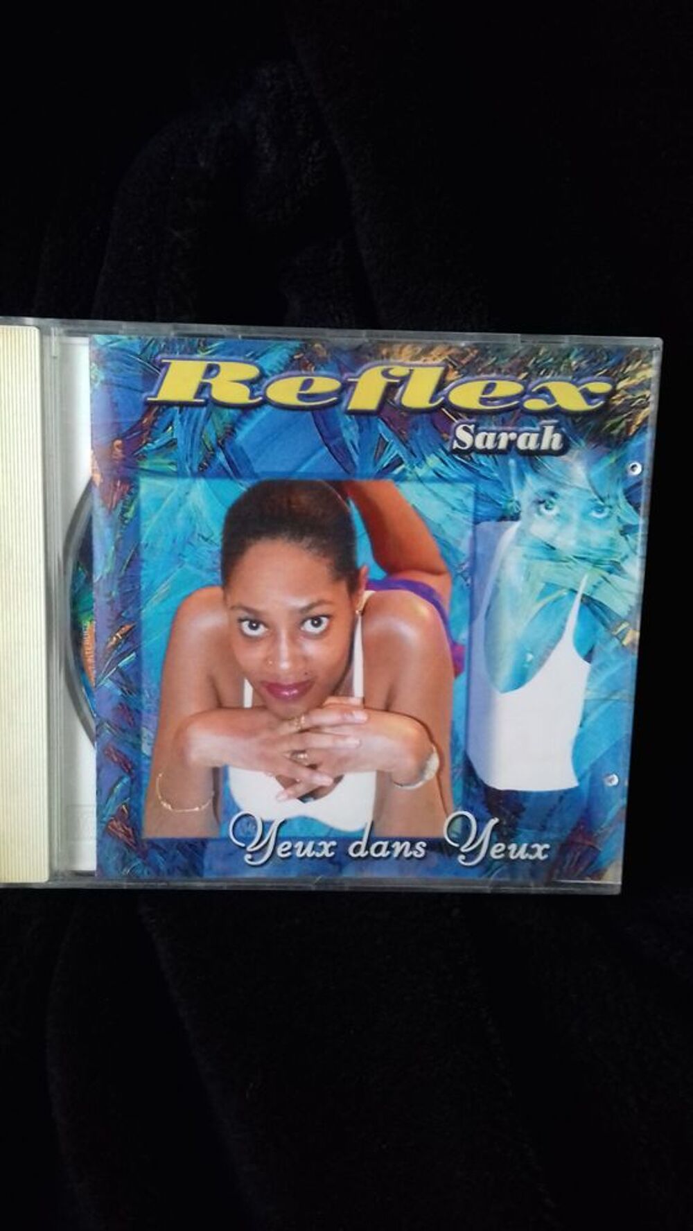 un cd de musique tropicale CD et vinyles