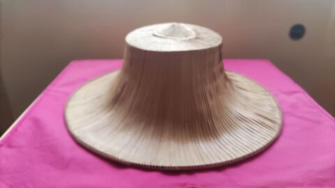 chapeau traditionnel thalandais 10 Beauvais (60)