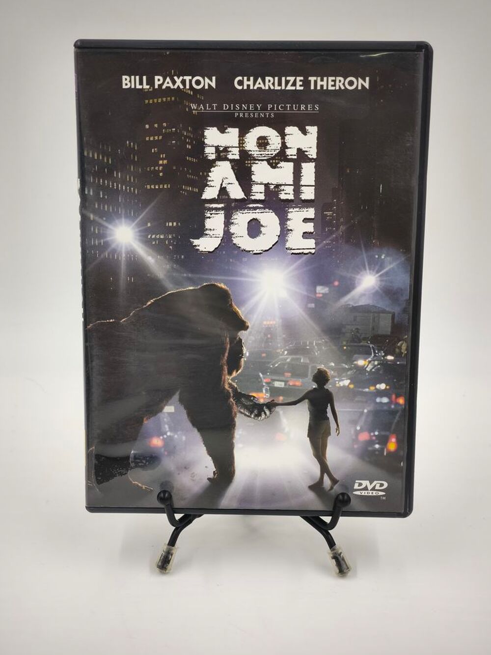 Film DVD Walt Disney : Mon Ami Joe en boite DVD et blu-ray
