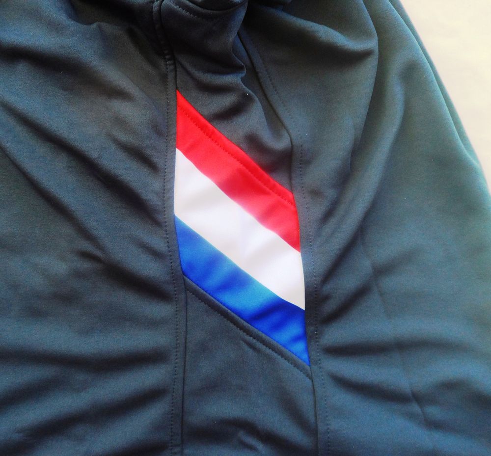Maillot de rugby r&eacute;plica port&eacute; par les joueurs XV de France Sports