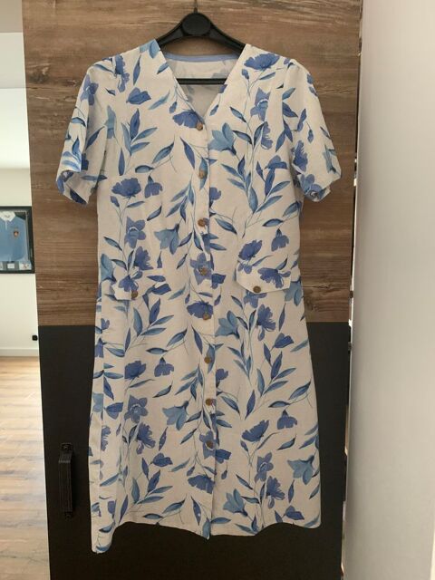 Robe d' été femme couleur écru / bleu 6 Saleilles (66)