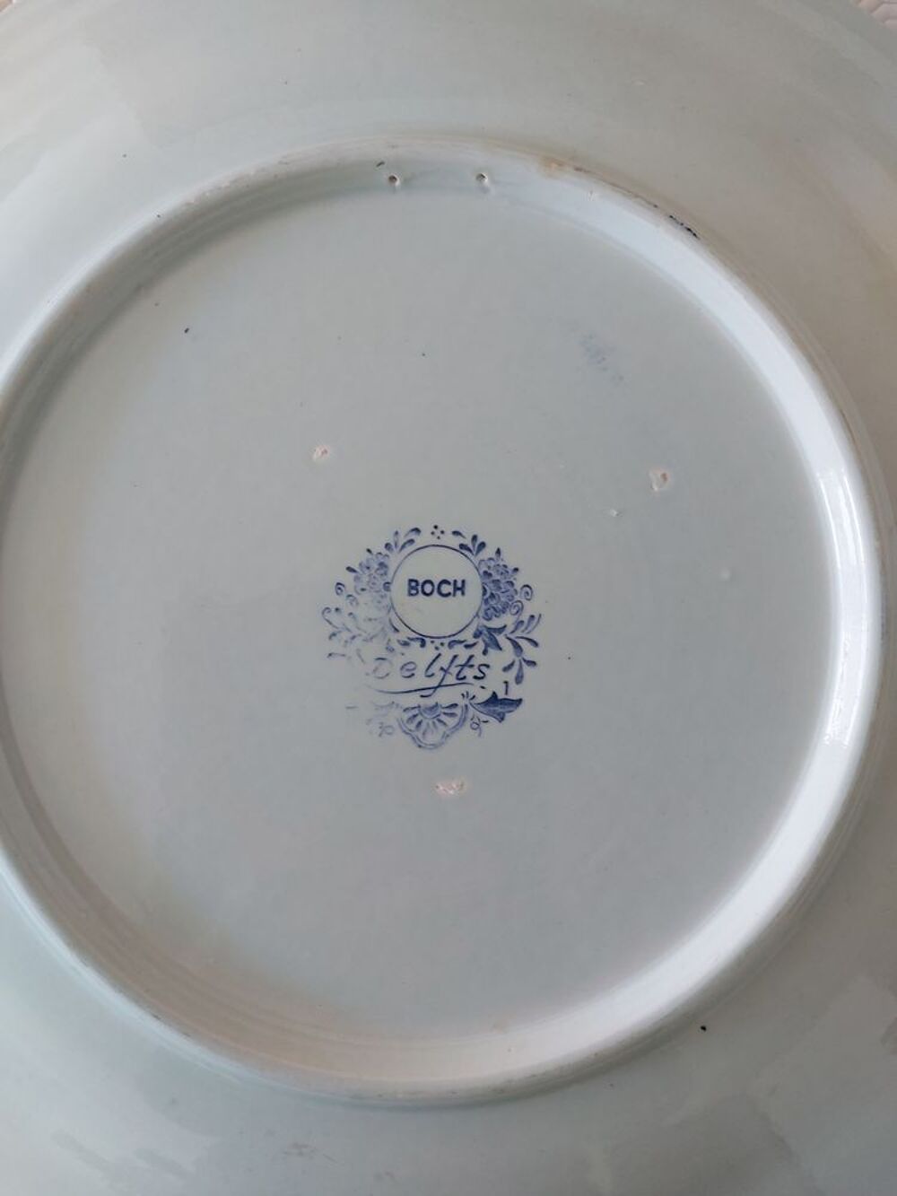 Plat de service en fa&iuml;ence bleue de DELFTS (Hollande) Electroménager