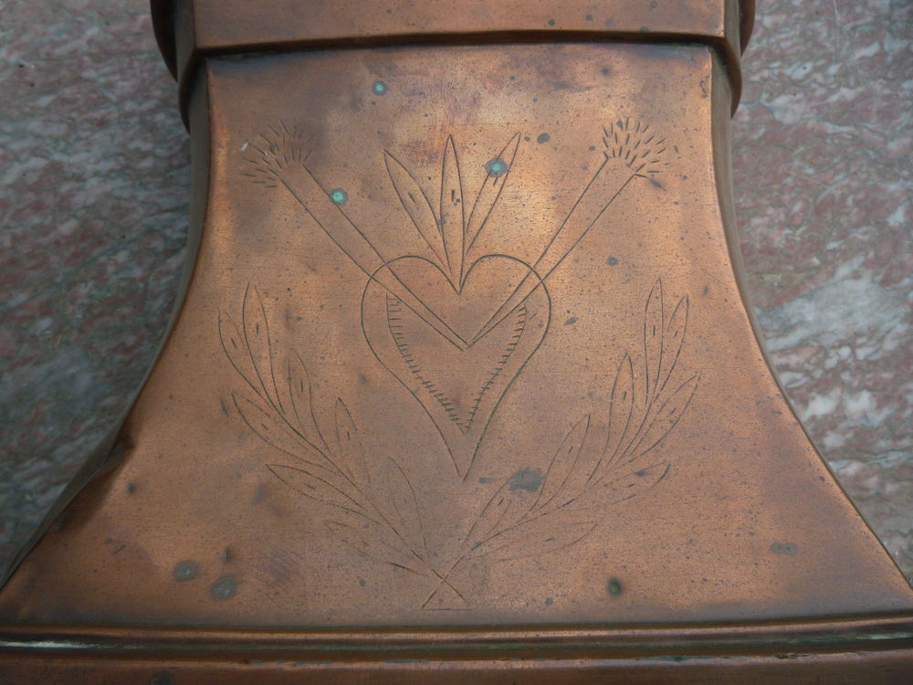 Fontaine en cuivre XVIII si&egrave;cle/assemblage/dent de loup D�coration