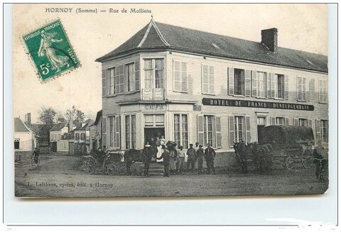 Cpa du 80 Hornoy LE bourg - Rue de Mollien. H�tel de France  22 Lucheux (80)